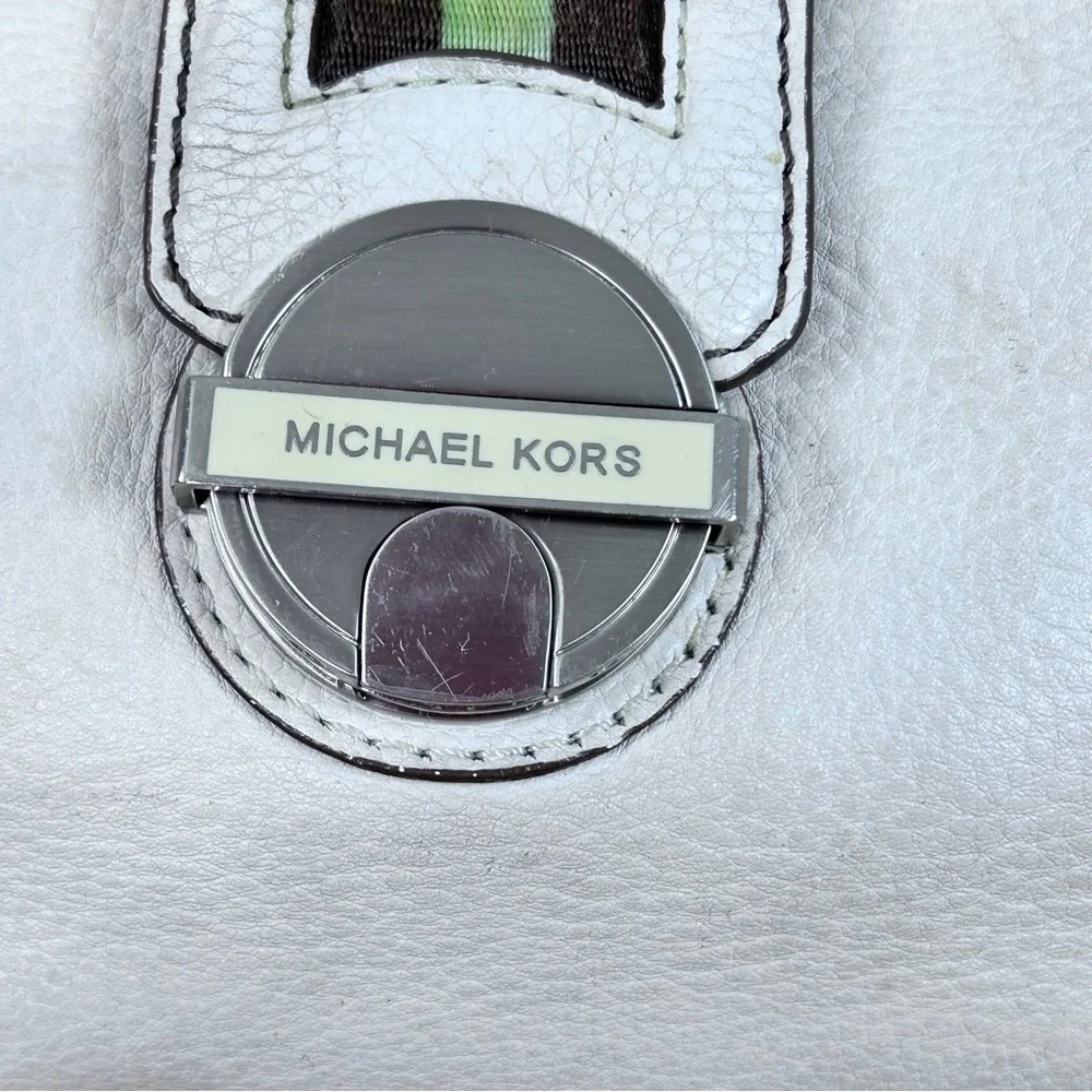 Michael Kors White Shoulder Bag with‎ Silver Hardware